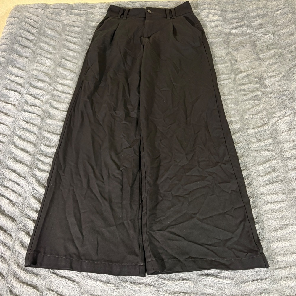 American Eagle Super High-Rise Wide Leg Pleated Trousers Black Size 2 Regular
